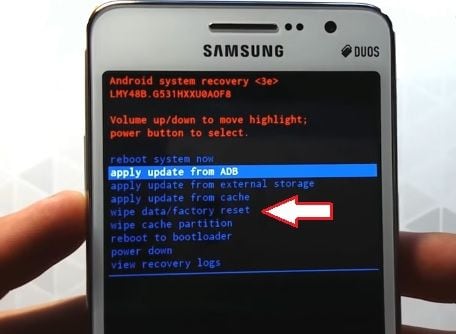 Samsung Galaxy'de ADB seçeneğinden güncellemeyi uygula