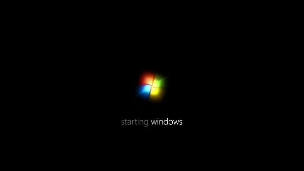 Windows 7'de tipik önyükleme ekranı