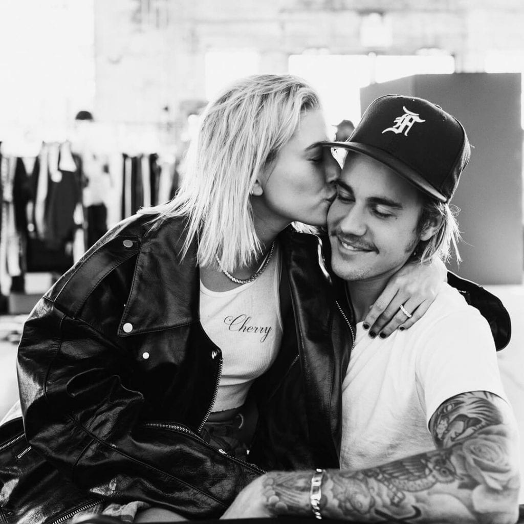 Justin Bieber Hayley Baldwin Instagram'a bir teklifte bulundu